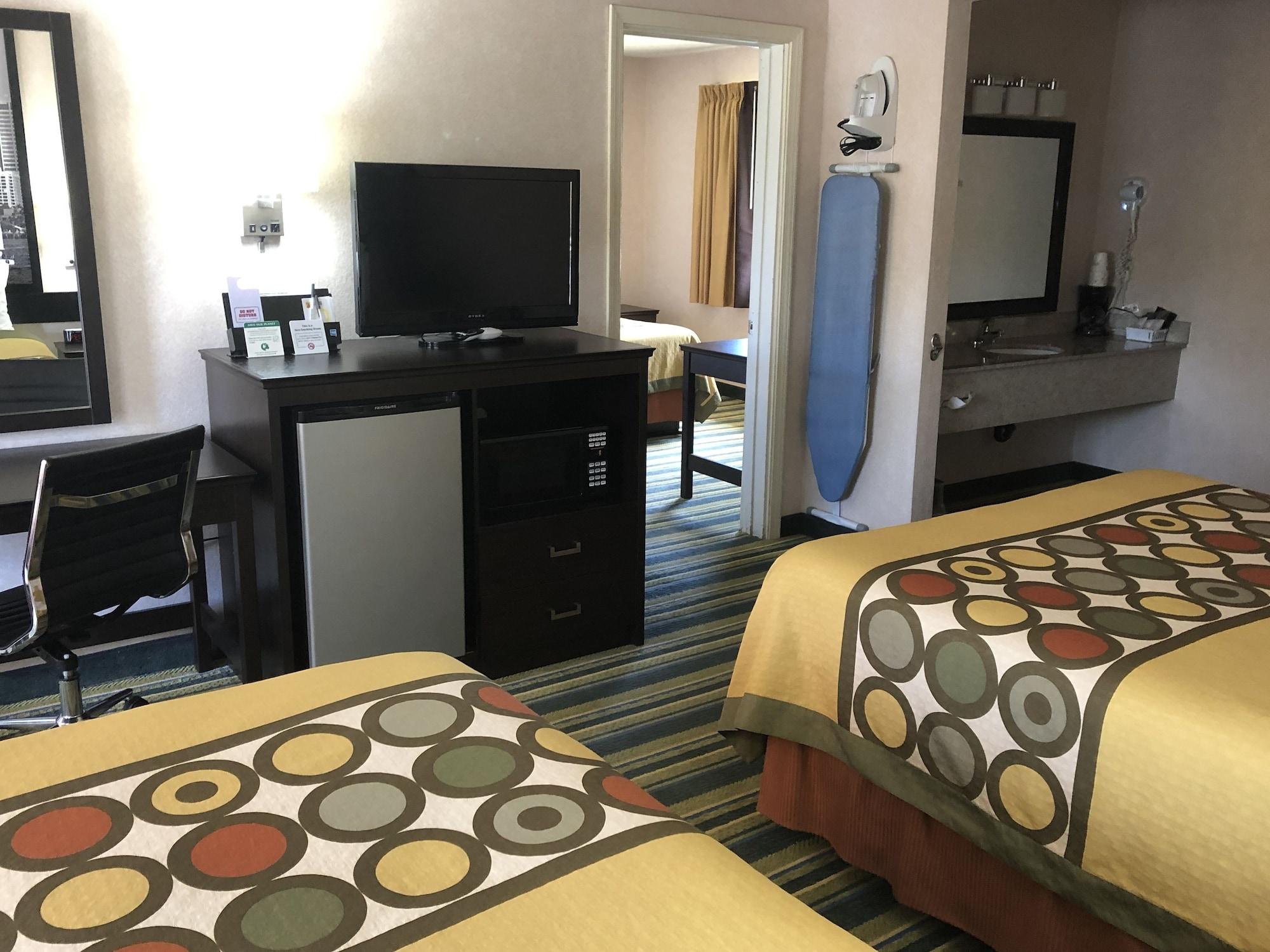 Hotel Super 8 By Wyndham Yreka Zewnętrze zdjęcie